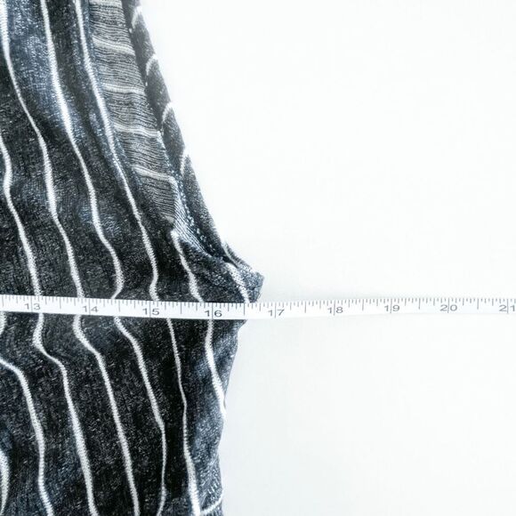 Coin 1804 Womens Top Sleeveless Half Open Back Stripes Black Large - Picture 3 of 7